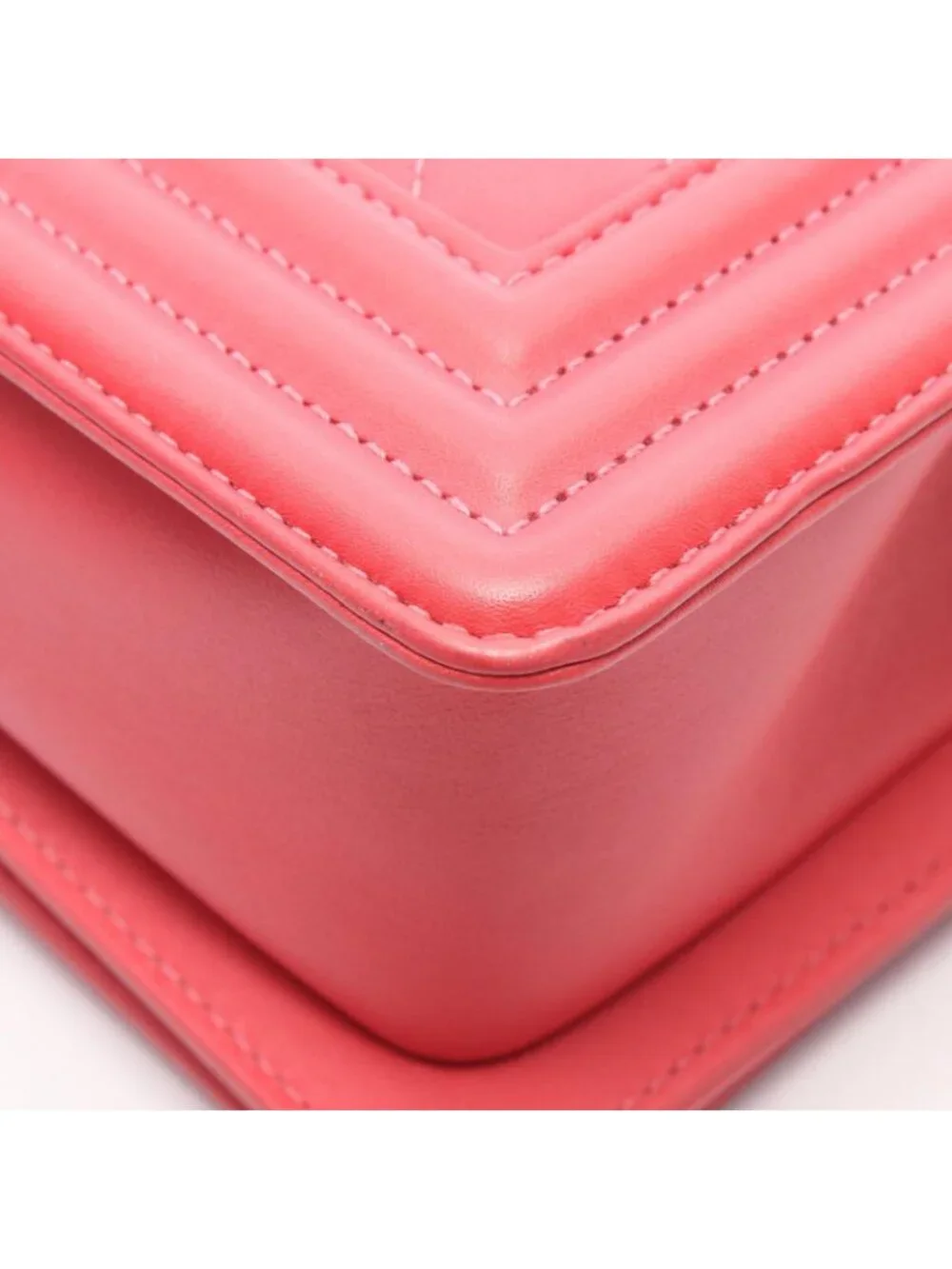 Chanel Shoulder Bag Boy Small Blanc Stitch Pink Leather Boy Chain